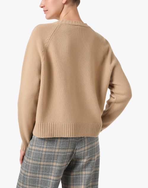 Stylish Camel-colored 100% Wool Gabbia Sweater for Everyday Wear