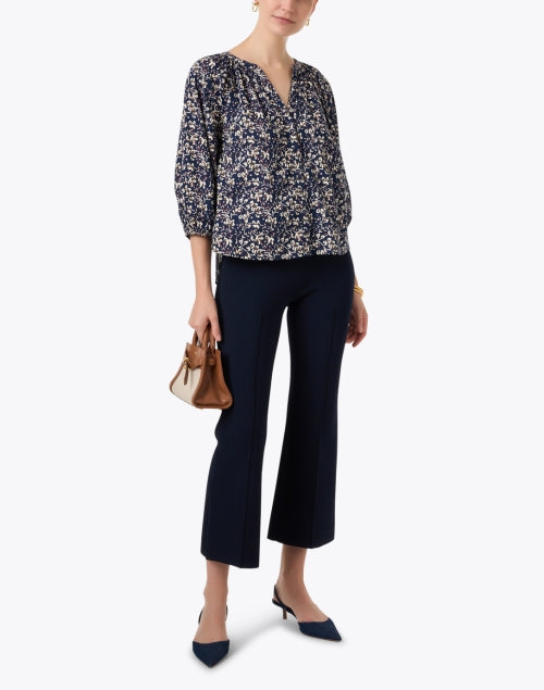 Mitte Navy-Printed Lightweight Cotton Women's Top for Effortless Style