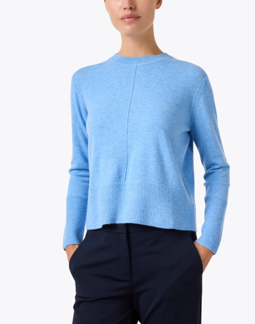 Stylish Blue 100% Cashmere Sweater for Transitional Seasons