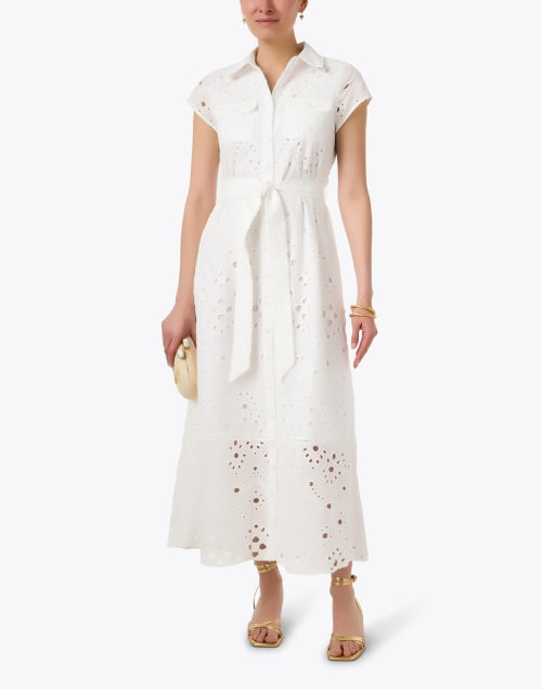 Pamela Munson's Seasonal Tan Daisy-Embroidered Cotton Lined Clutch