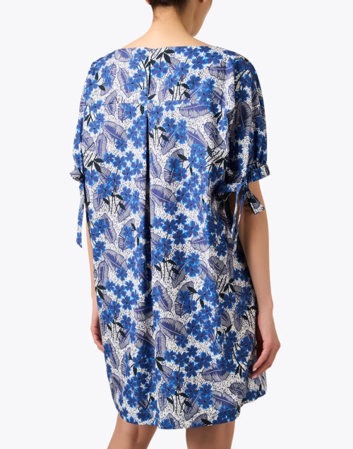 Astor Blue Floral Print Women's Shift Dress for a Chic Look