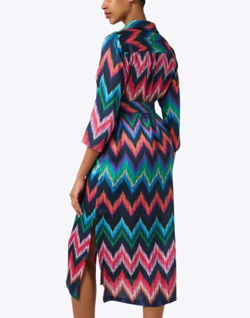 Vilagallo's Stylish Nela Shirt Dress with Zig Zag Print