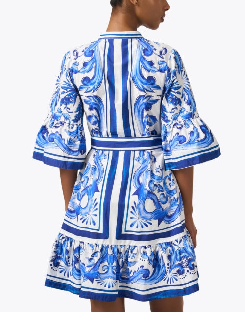 Stylish Blue and White Tile Patterned Women's Shirt Dress