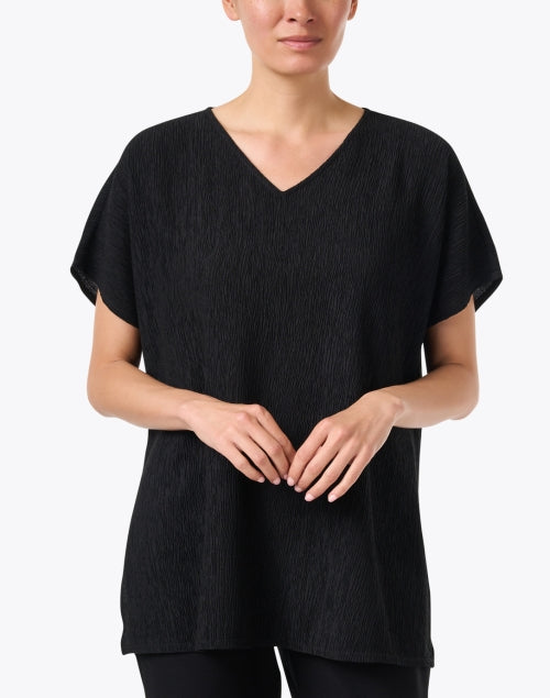 Stylish Black Plisse Women's Top for Effortless Elegance