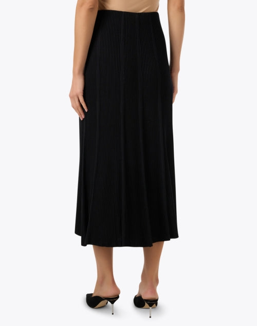 Stylish Black Ribbed Midi Pull - on Knit Skirt