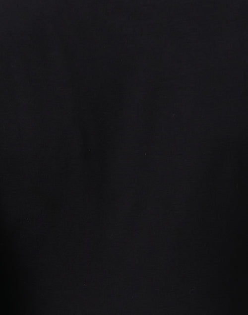 Black Long-Sleeved Crew Neck Stretchable Viscose Women's Top for All Seasons