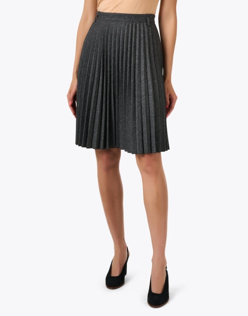 Stylish Grey Herringbone Patterned Pleated Women's Midi Skirt for Fall