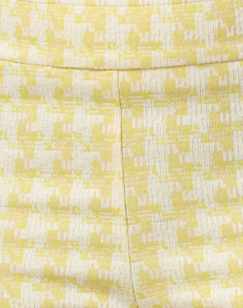 Stylish Leo Pull-On Pants with Yellow Prints for All-Day Wear