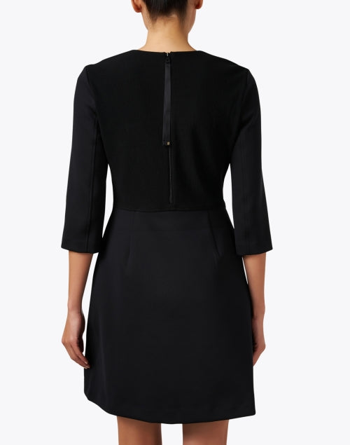 Elegant Black Knitted Sheath Dress for Classic American Luxury