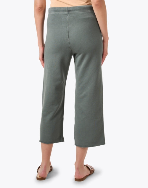 Stylish Catherine Green Wide-Leg Pull-On Sweatpants