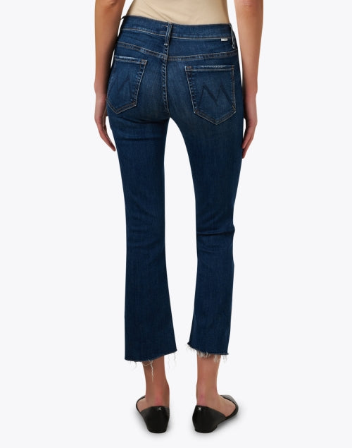 Stylish Elastic Blue Crop Jeans for Everyday Wear