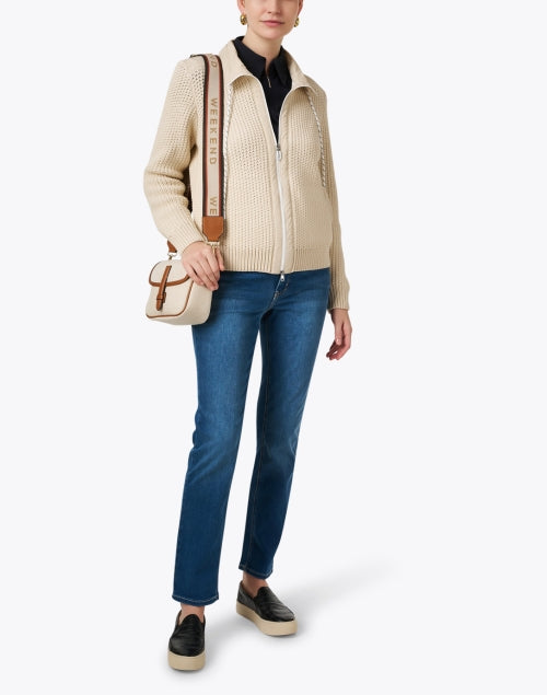 Dreamy Blue Men's Straight-Leg Denim Jeans for All-Day Comfort