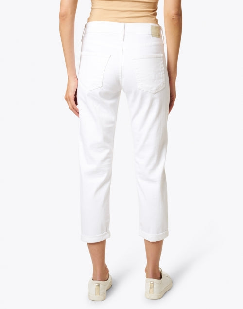 Stylish Stretch Slim White Boyfriend Jeans with Relaxed Fit