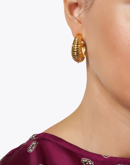 Stylish Gold and Pearl Hoop Earrings for Pierced Ears