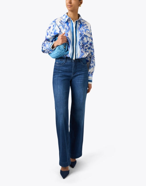Stylish Dreamy Blue Stretchable Straight-Leg Denim Jeans