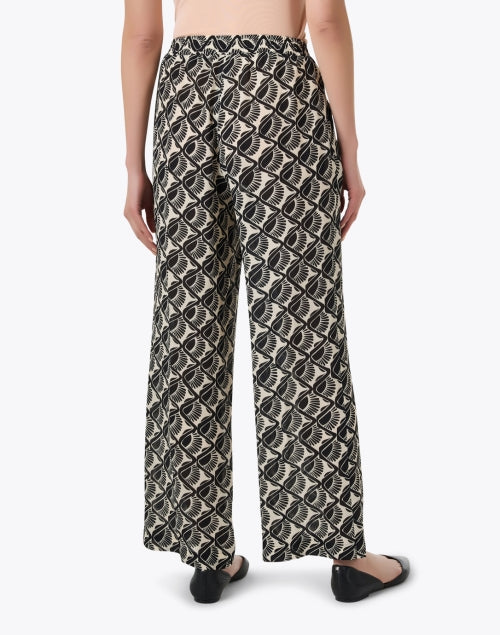 Stylish Seventy Black and Cream Geometric Print Women's Wide Leg Trousers