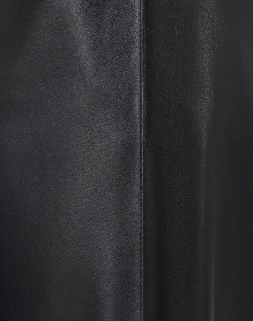 MAC Jeans Chiara Women's Cropped Black Vegan Leather Pull - On Pants