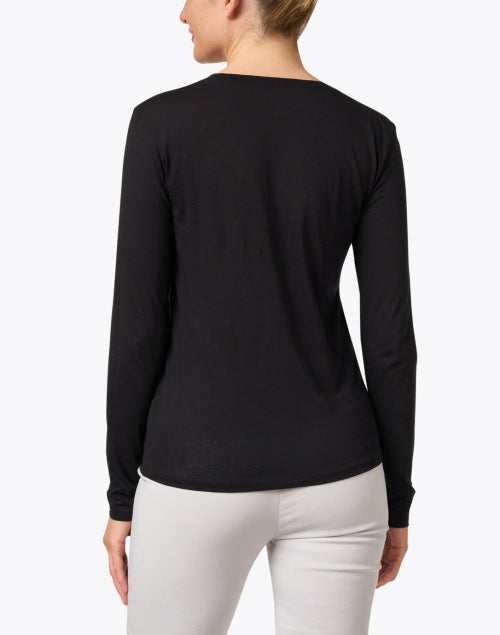 Super Soft Stretch Black Long-Sleeved Essential Crew Neck Tee