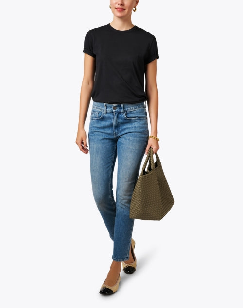 Stylish Black Relaxed Fit Cotton Blend T-Shirt