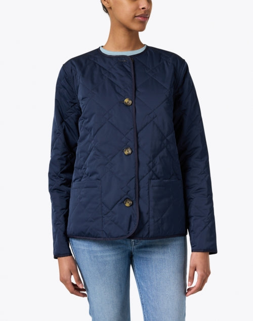 Reversible Navy and Camel Quilted Fashion Jacket for Spring Getaways