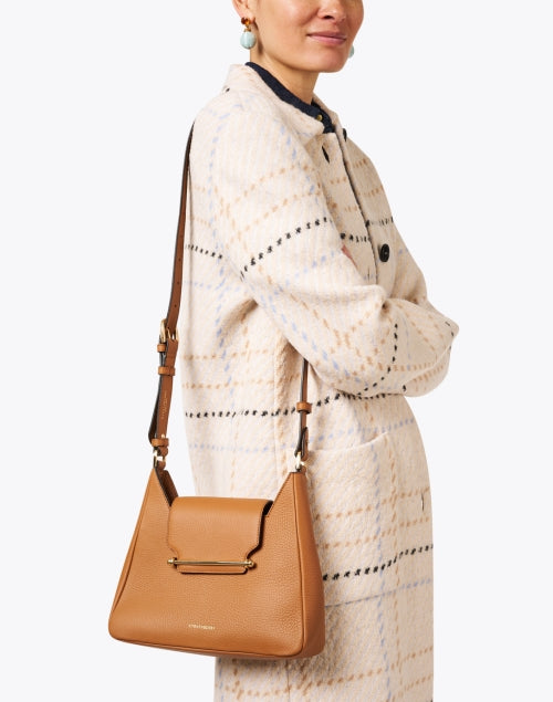 Stylish Multrees Tan Leather Slouchy Hobo Shoulder to Crossbody Bag