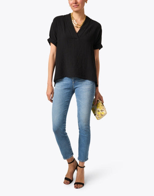 Stylish Avery Black V-Neck Cotton Top for Warm Weather