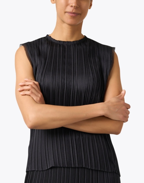 Stylish Lightweight Black Pleated Sleeveless Top