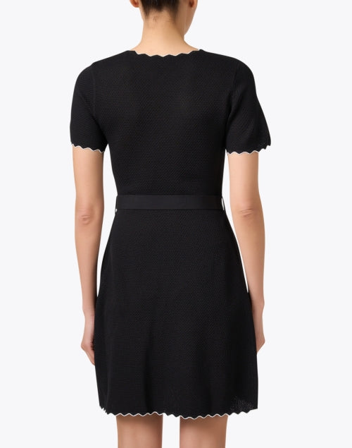 Stylish Black Knit Women's Mini Dress