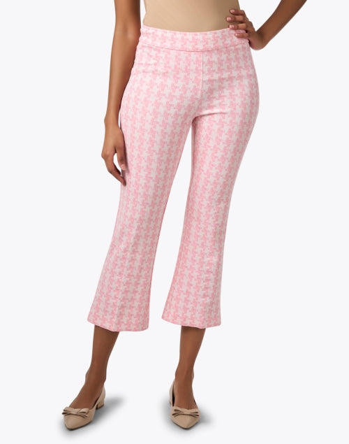 Stylish Leo Pink Printed Pull-On Cropped Flared Pants for All-Day Wear