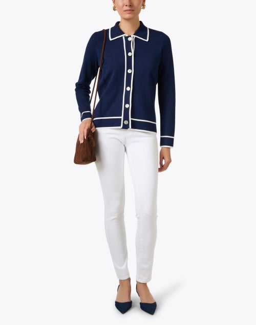 Navy and White Knitted Cardigan-style Jacket for Comfortable Wear