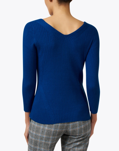 Ecru Blue Ribbed V-Neck Travel Top for the New Season