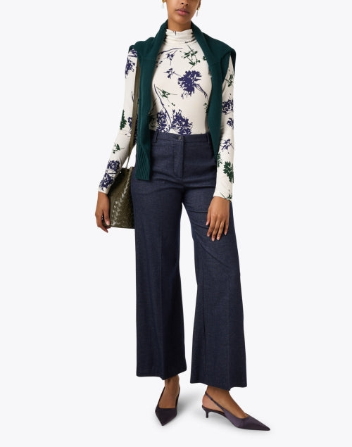 Navy Blue Classic Wide-Leg Trousers for Timeless Everyday Wear