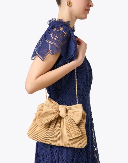 Stylish Rayne Pleated Straw Bow Handheld Clutch Bag