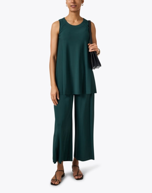 Stylish Lightweight Green Stretch Jersey Tank Top by Lafayette 148 New York