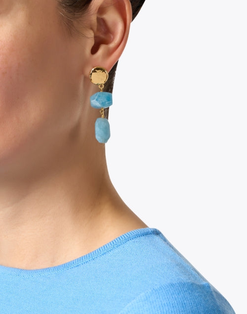 Stylish Gold and Blue Delicate Drop Earrings for Timeless Elegance