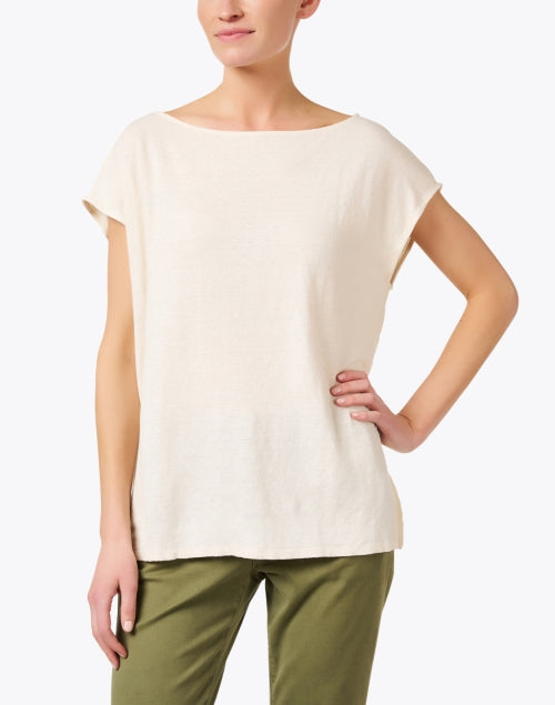 Ivory Women's Relaxed Boatneck Stretch Shirt for Versatile Wear