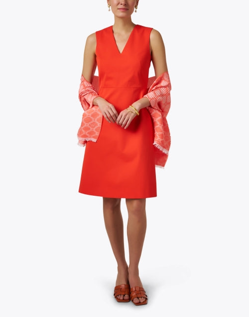 Stylish Coral-Printed Fashion Scarf for All Looks