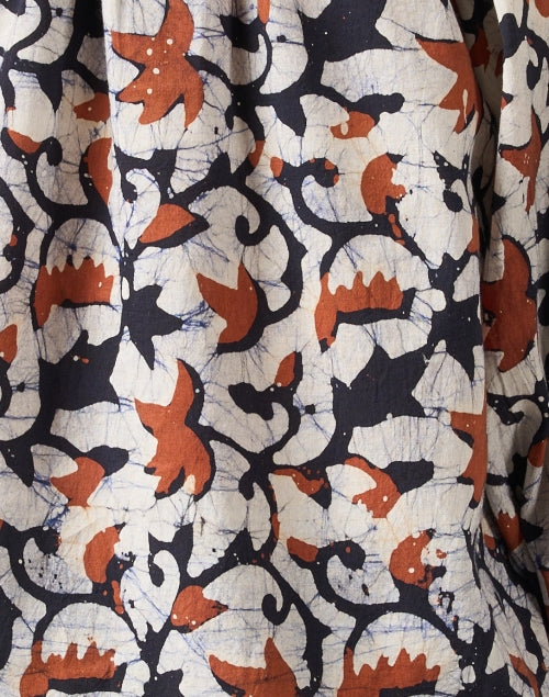 Mitte Cotton Top with Navy and Orange Print - A Fashionable Women's Blouse