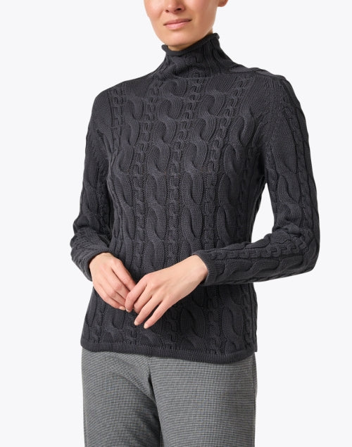 Stylish Grey Cable - Knit Cotton Roll - Neck Sweater for a Relaxed Look