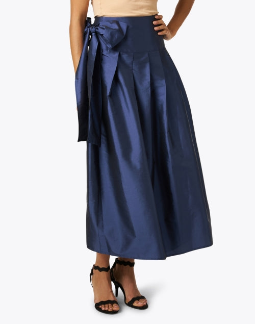 Navy Blue Lustrous Taffeta Women's Wrap Skirt for a Classic Look