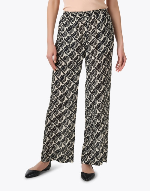 Stylish Seventy Black and Cream Geometric Print Women's Wide Leg Trousers