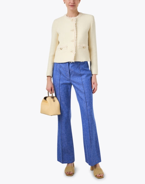 Weekend Max Mara's Stylish Ecru Wool-Blend Cropped Button-Front Jacket