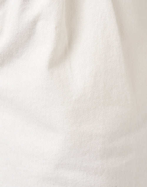 Stylish Benny White Cotton Shorts for Seasonal Wardrobe
