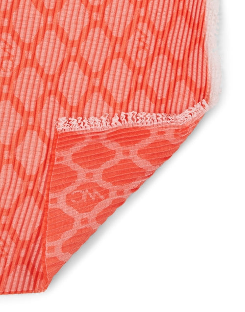 Stylish Coral-Printed Fashion Scarf for All Looks